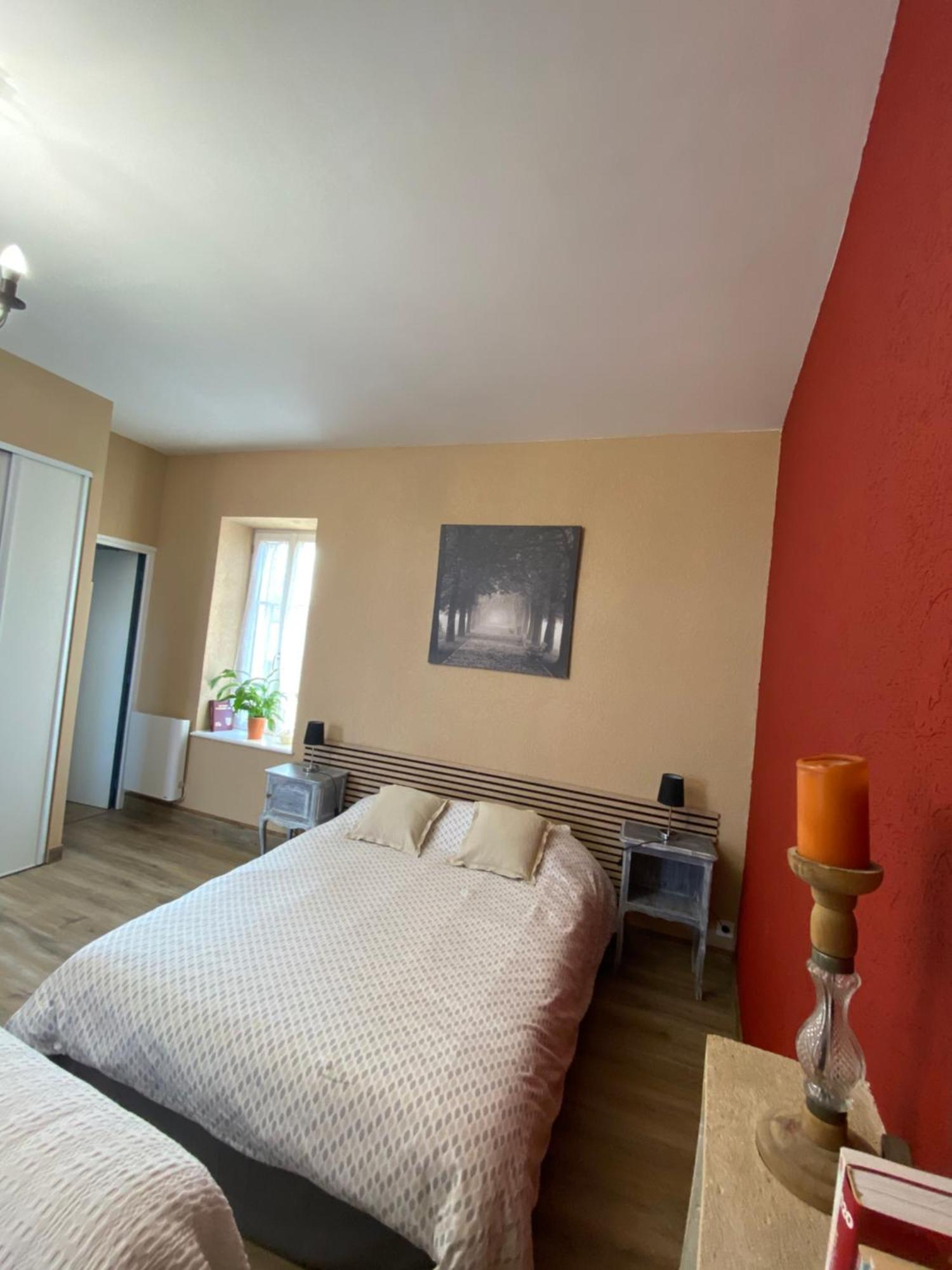 Studio Logis Les Roses Bourbon-lʼArchambault Zewnętrze zdjęcie